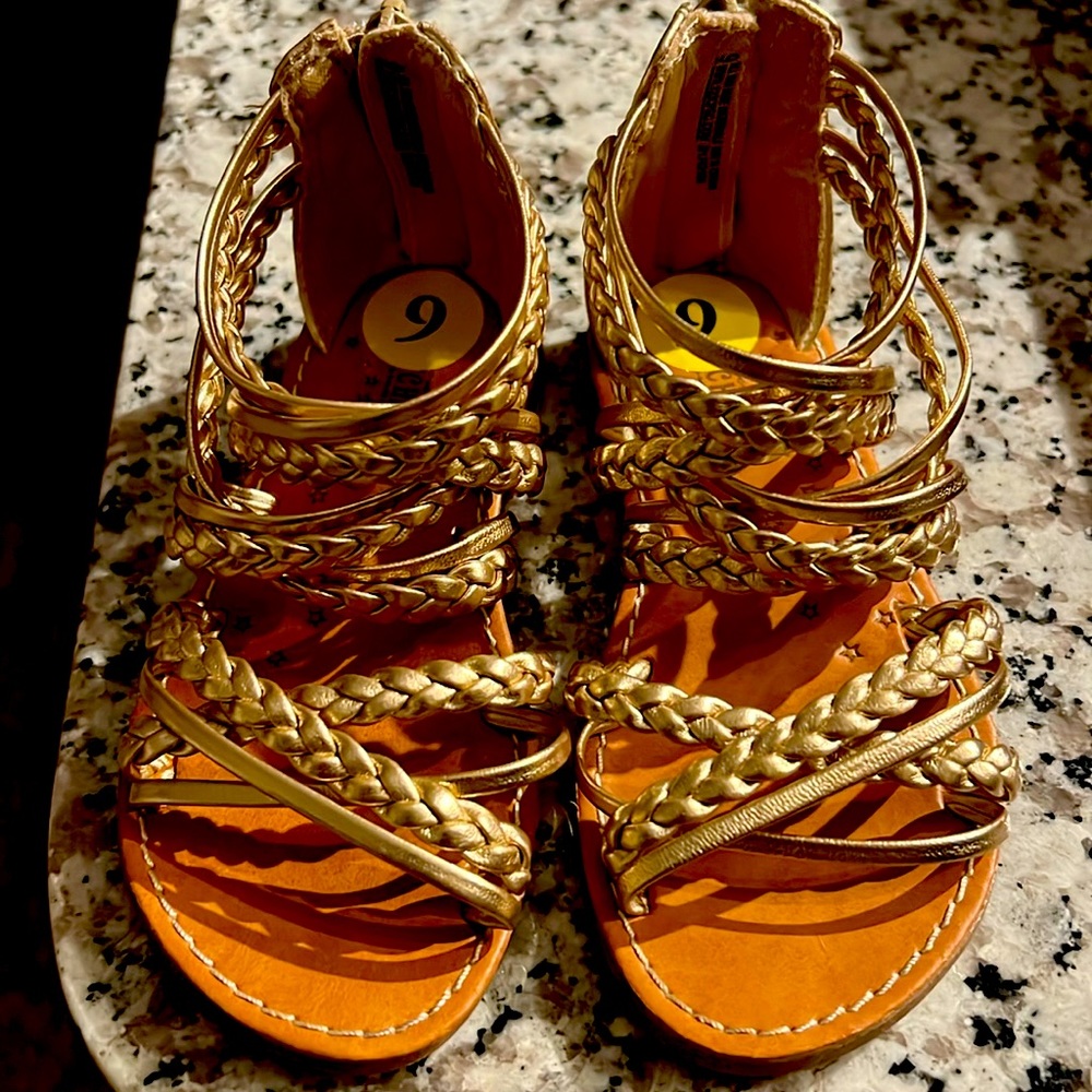 Toddler Girl Gold Sandals